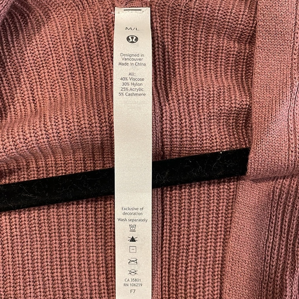 Lululemon Cashlu Knit Textured Wrap - Picture 9 of 11